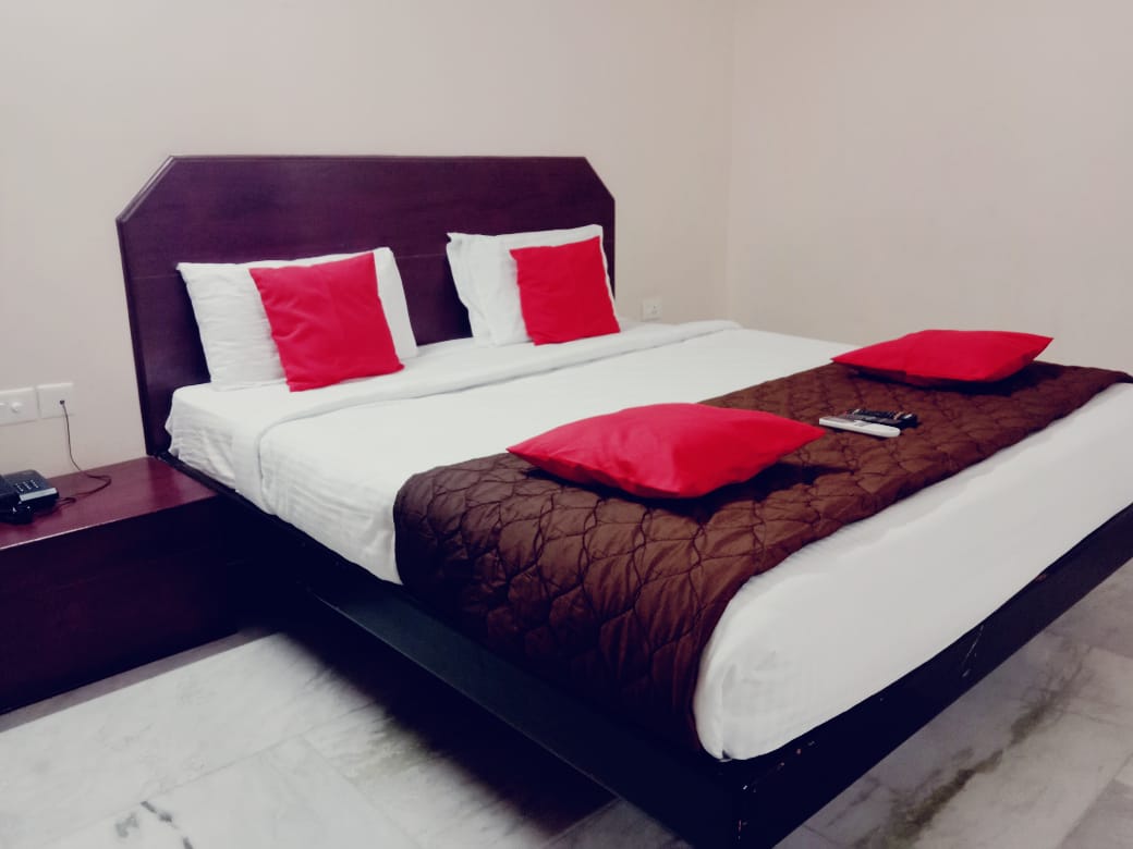 Hotel SriRam Inn - Tap to explore photos