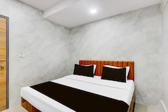Hotel O by OYO Lotus, Surat
