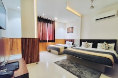 Hotel Shri Saai Deluxe Rooms, Delhi