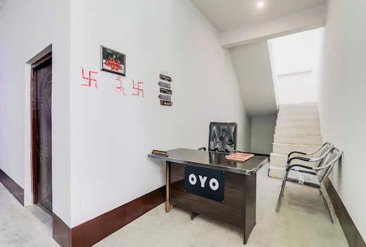 SPOT ON Hotel chitransh inn