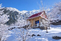 Vanaura Camps   Stay, Kalpa