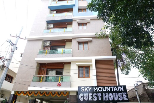 SkyMountain Guest House