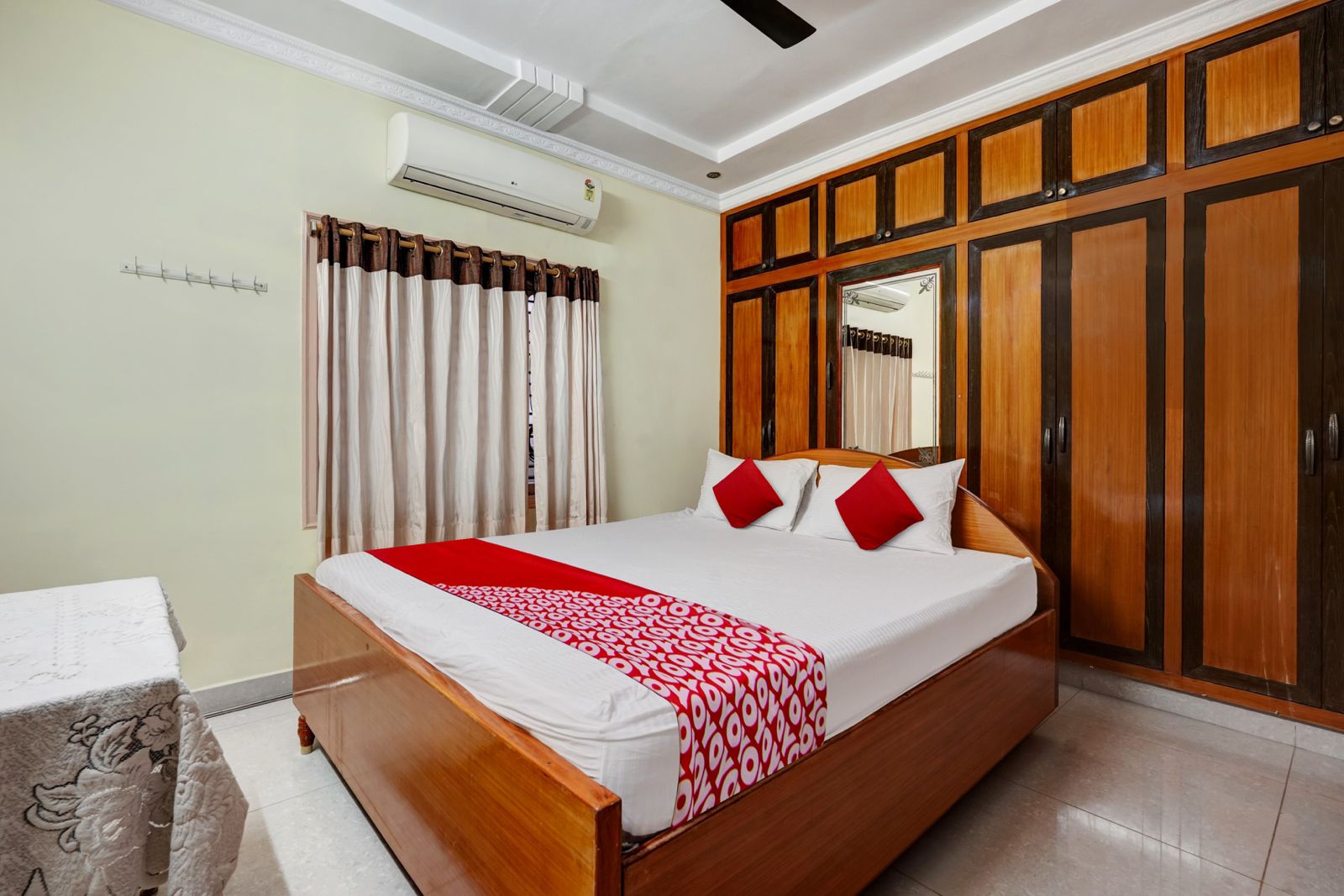 Sri Lakshmi Srinivasa Nilayam - Homestay - Tap to explore photos