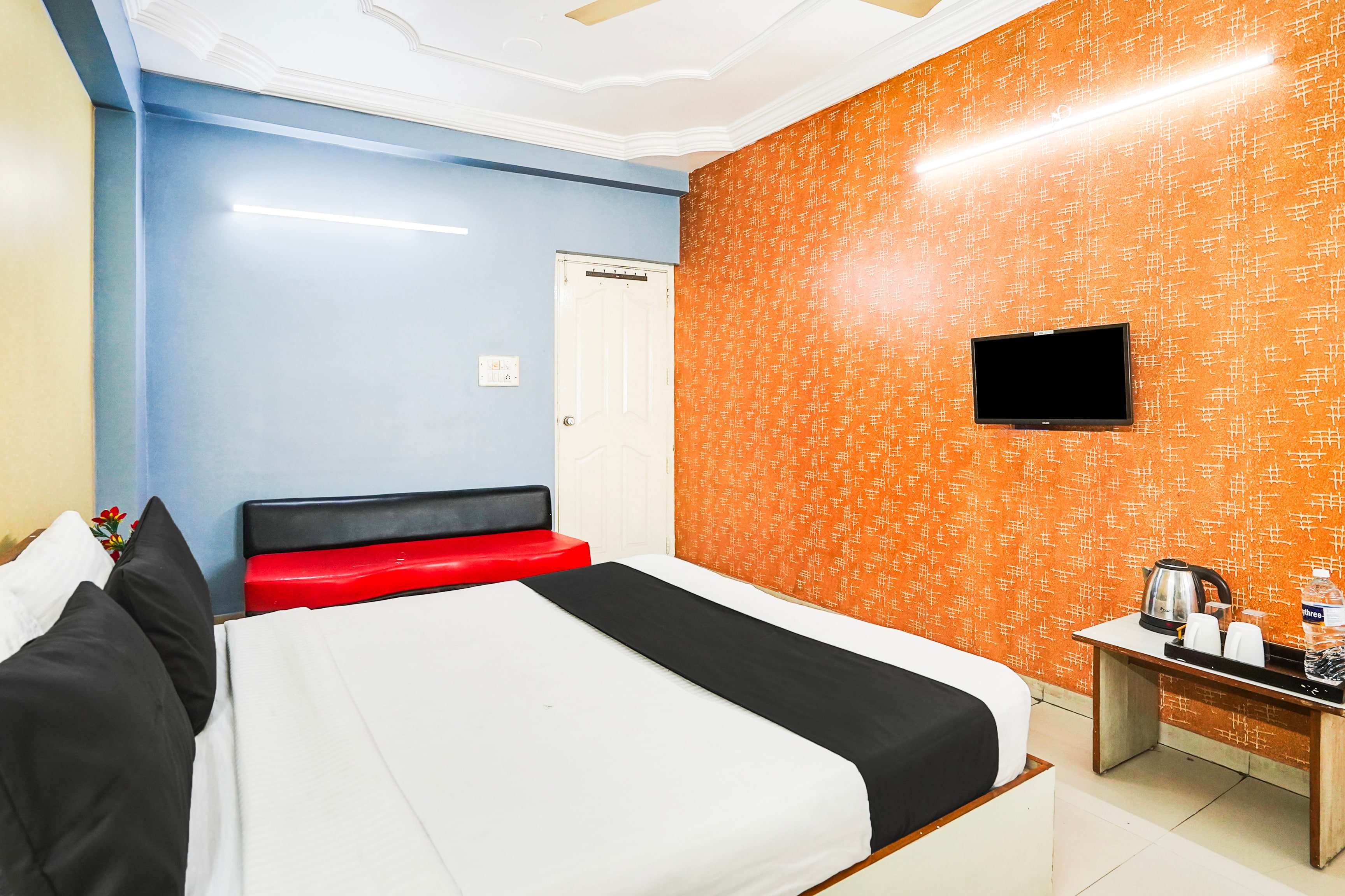 Super Hotel O Vibrant Residency - Tap to explore photos