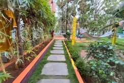 MELLOW RESORTS, Auroville