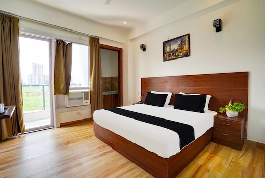 Hotel O THE VIRAAJ BANQUET & HOTEL
