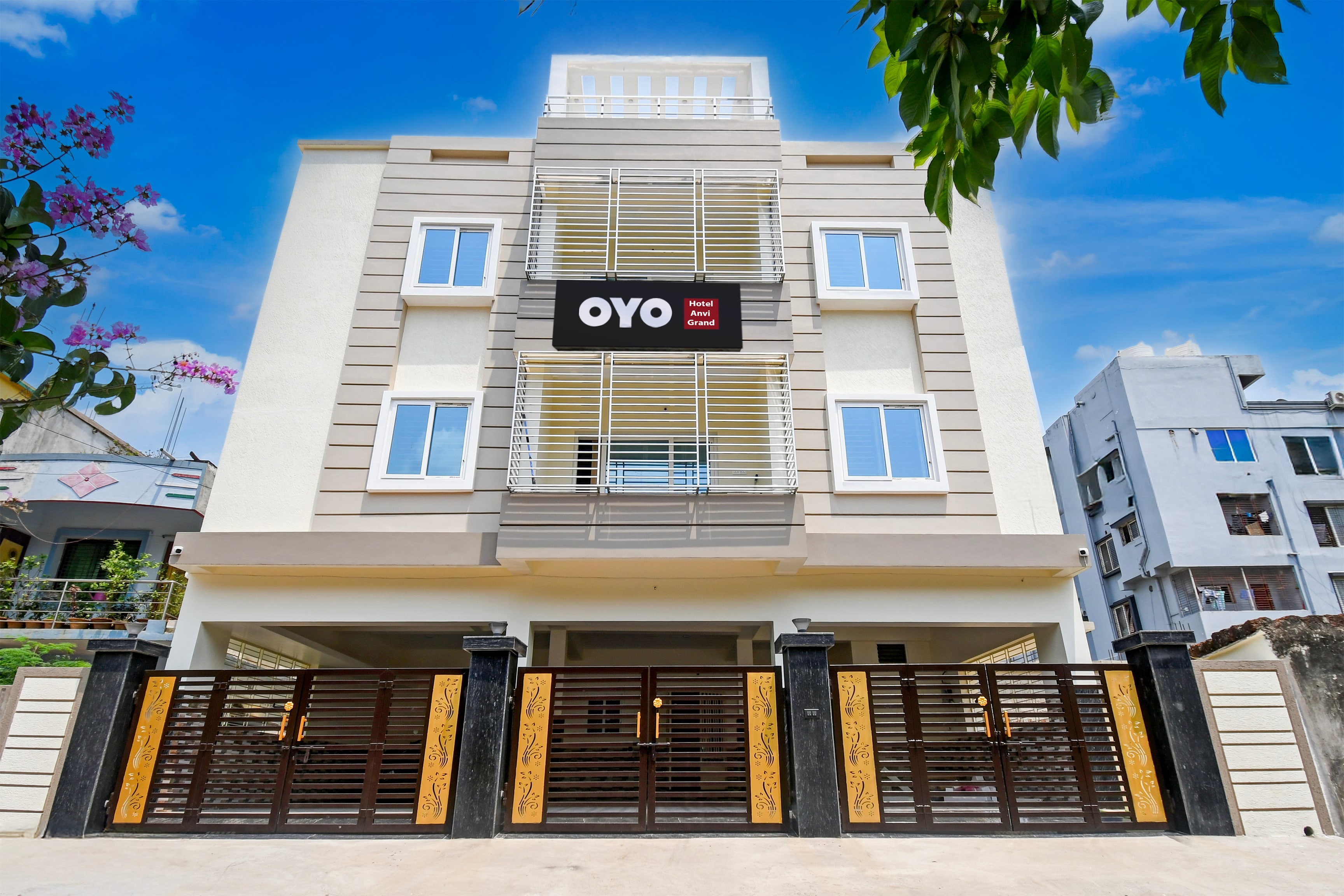 Hotel O AMRITA PREMIUM - Tap to explore photos
