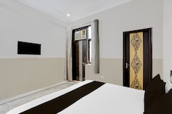 Hotel O N Nature Green, Noida