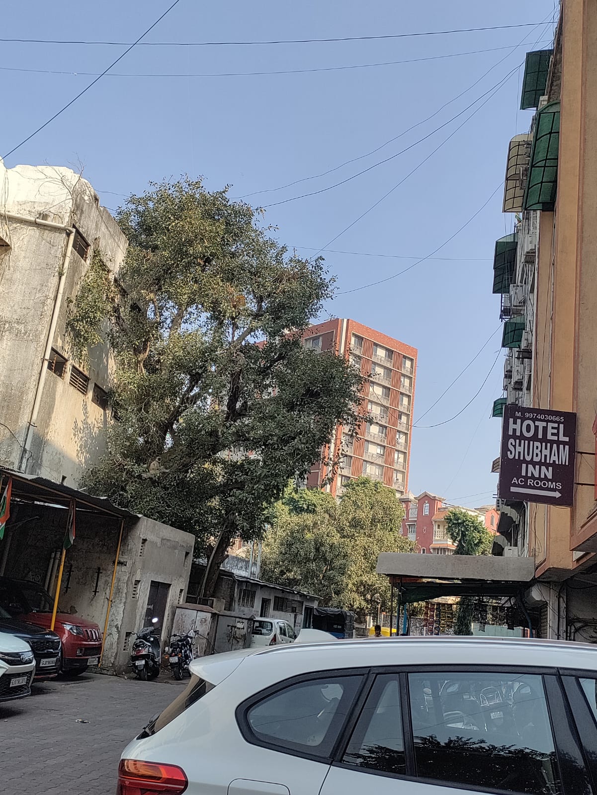 Hotel Shubham Inn - Tap to explore photos