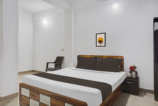 Hotel O Galaxy Hospitality Airport inn