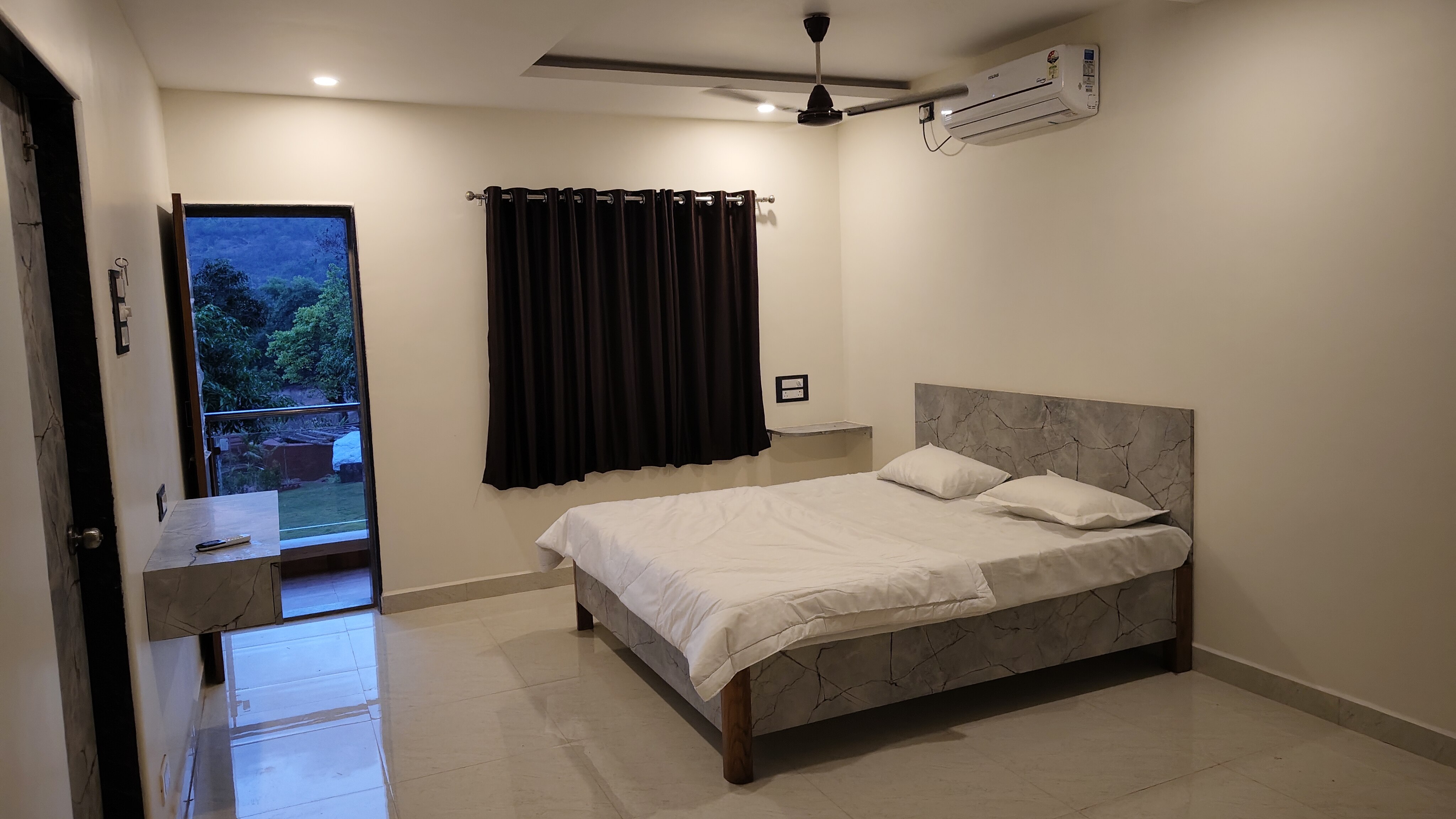 Krushnai Farm stays 2