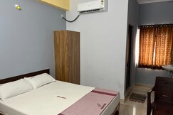 Velanview, Palani