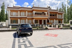 Shey vista homestay   peaceful mountain stay, Leh