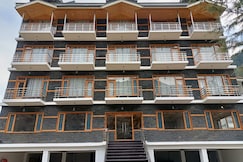 Mountain Pearl, Manali