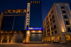 FabHotel Ostan Stayz 15, Noida