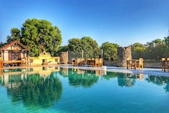 Gir Lions Paw Resort with Swimming Pool, Sasan Gir