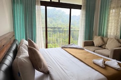 Golden Misty Heaven, Vagamon