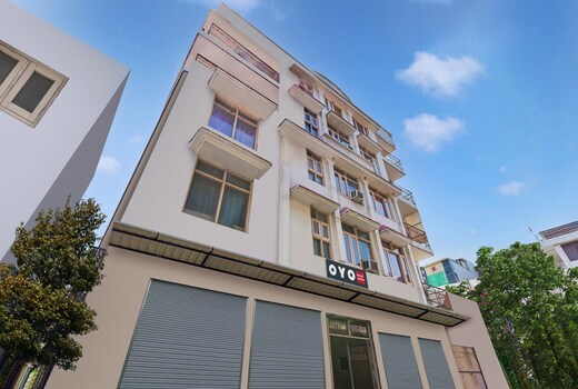 Hotel O Indira