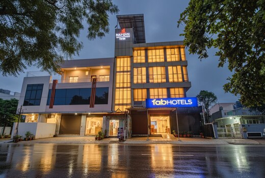 FabExpress Saket Inn