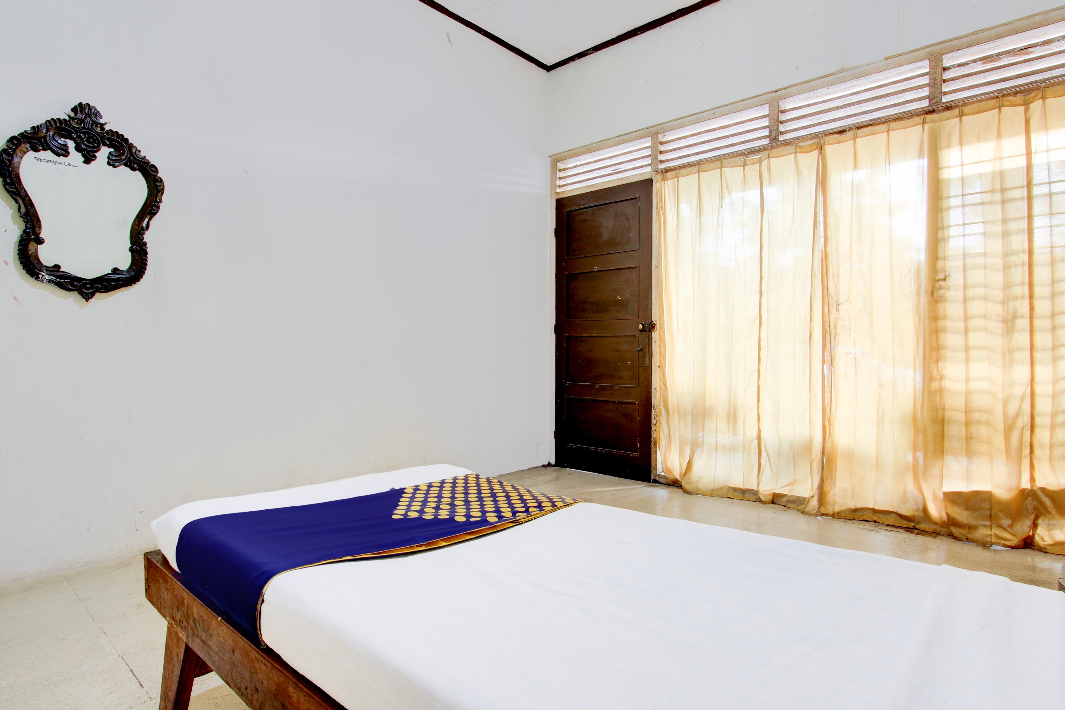 SPOT ON 94129 Hotel Agung Banjarnegara - Tap to explore photos