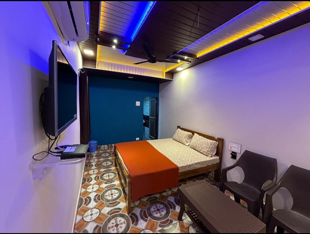 Krushnalaxmi homestay - Tap to explore photos