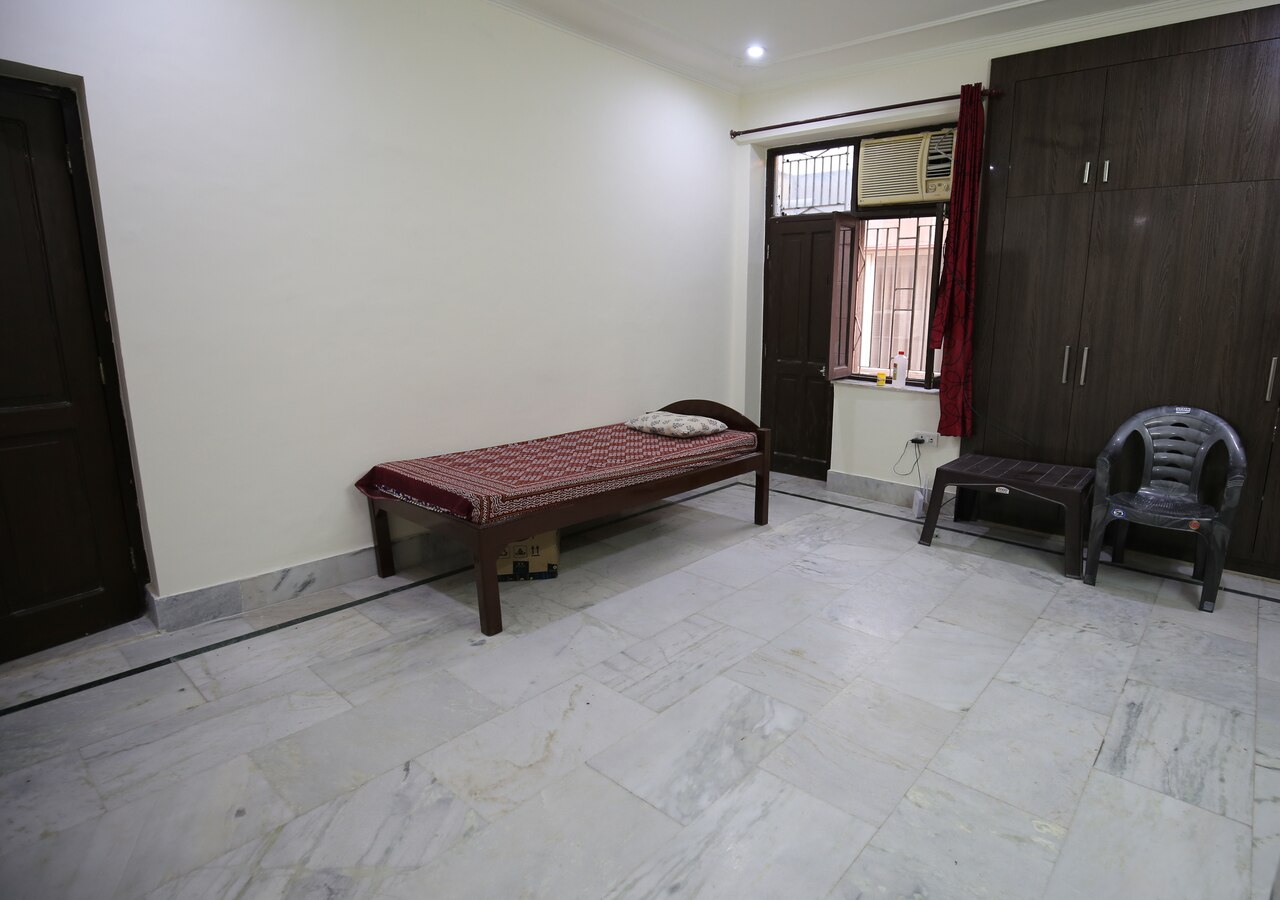 Homestay Vrindavan - Tap to explore photos