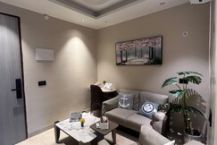 Coral Cove, Dadri