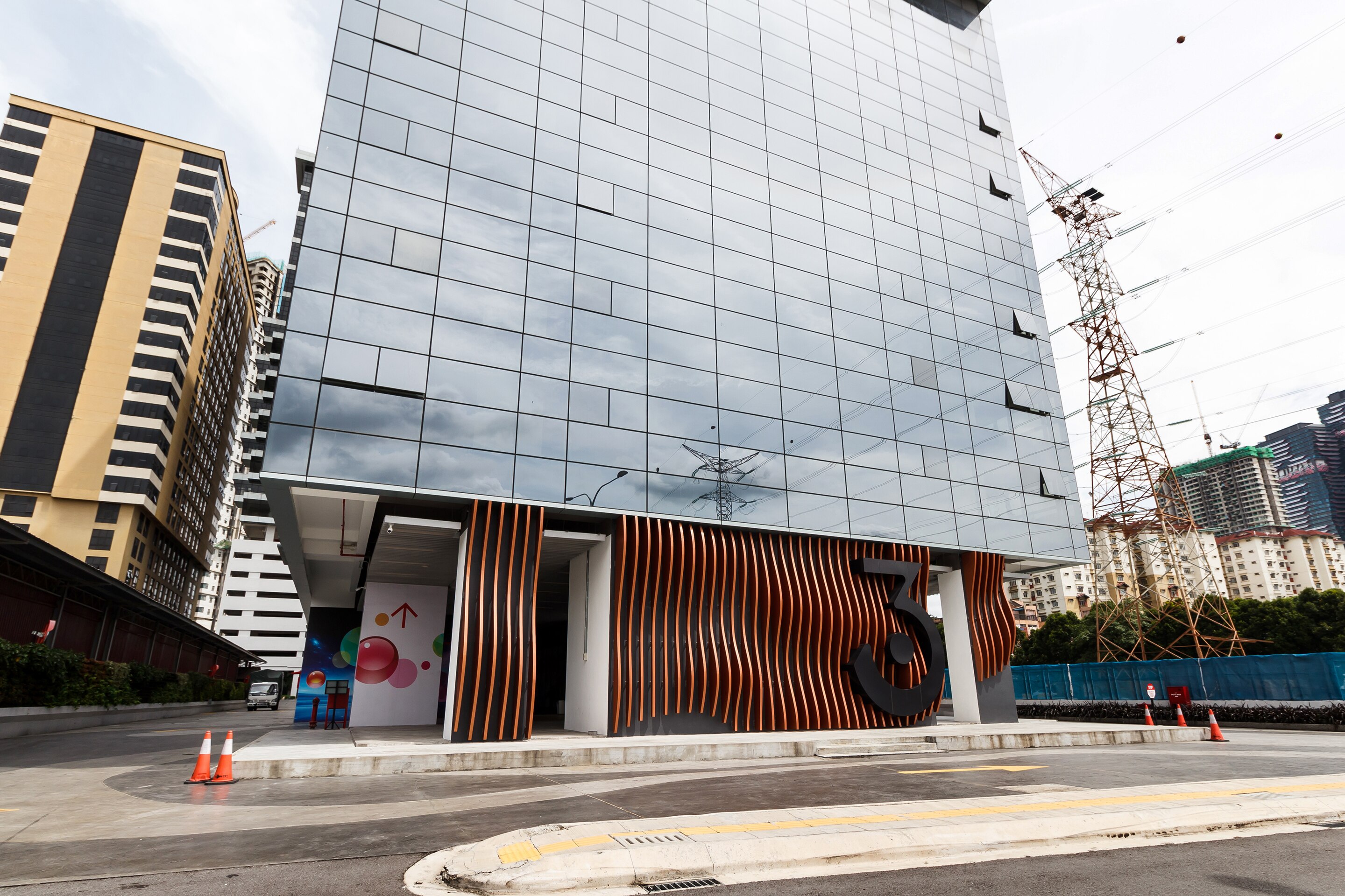 Oyo Home 591 Cosy Studio 3towers Kuala Lumpur At Inr 2465 Off - 