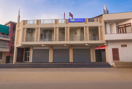 FabHotel Jai Palace Comfortable Stay
