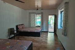 Coconut Paradise Cottage, Alibaug