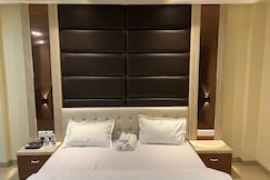 Comfortable Stay in Indore, Indore