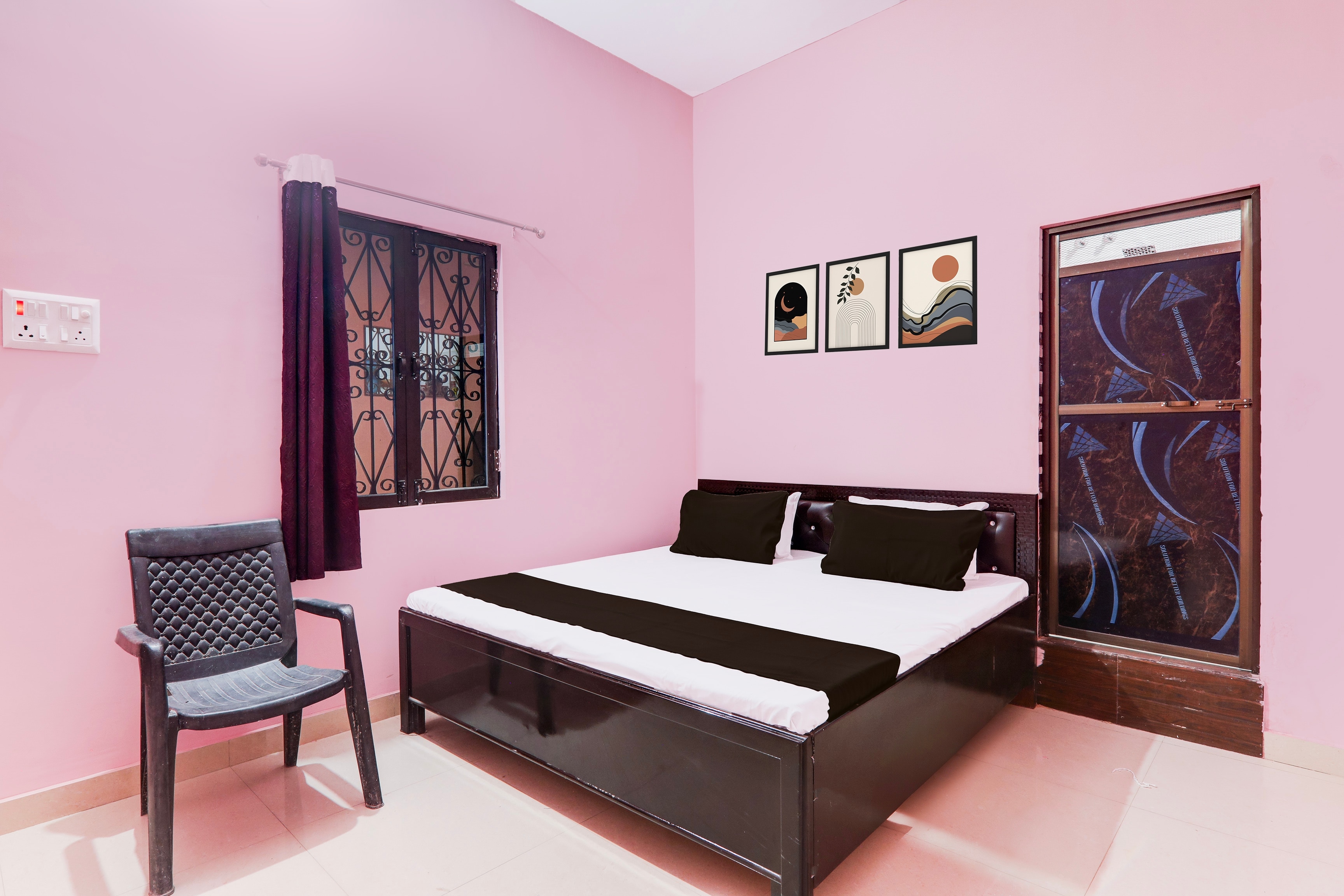 Hotel O Aman Guest House - Tap to explore photos
