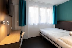 Hotel Lausanne by Fassbind , Aigle