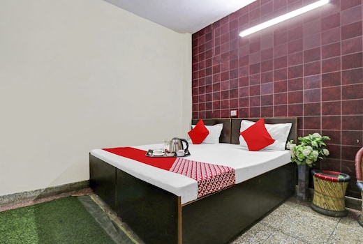 Lion Home Stay
