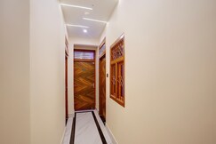 Hotel O SINGH GRAND HOTEL& BANQUET, Ghosi