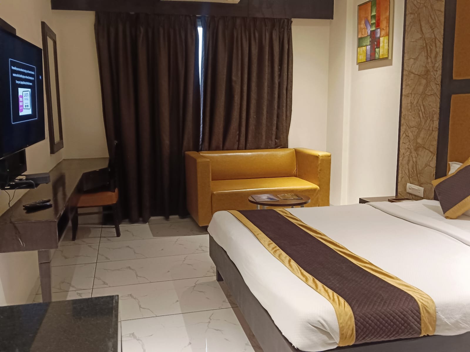 Hotel Simran International - Tap to explore photos