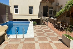 East Legend Hotel, Baku