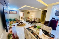 AIRPORT SKYHIGH LUXURIA APARTMENT, Jaipur