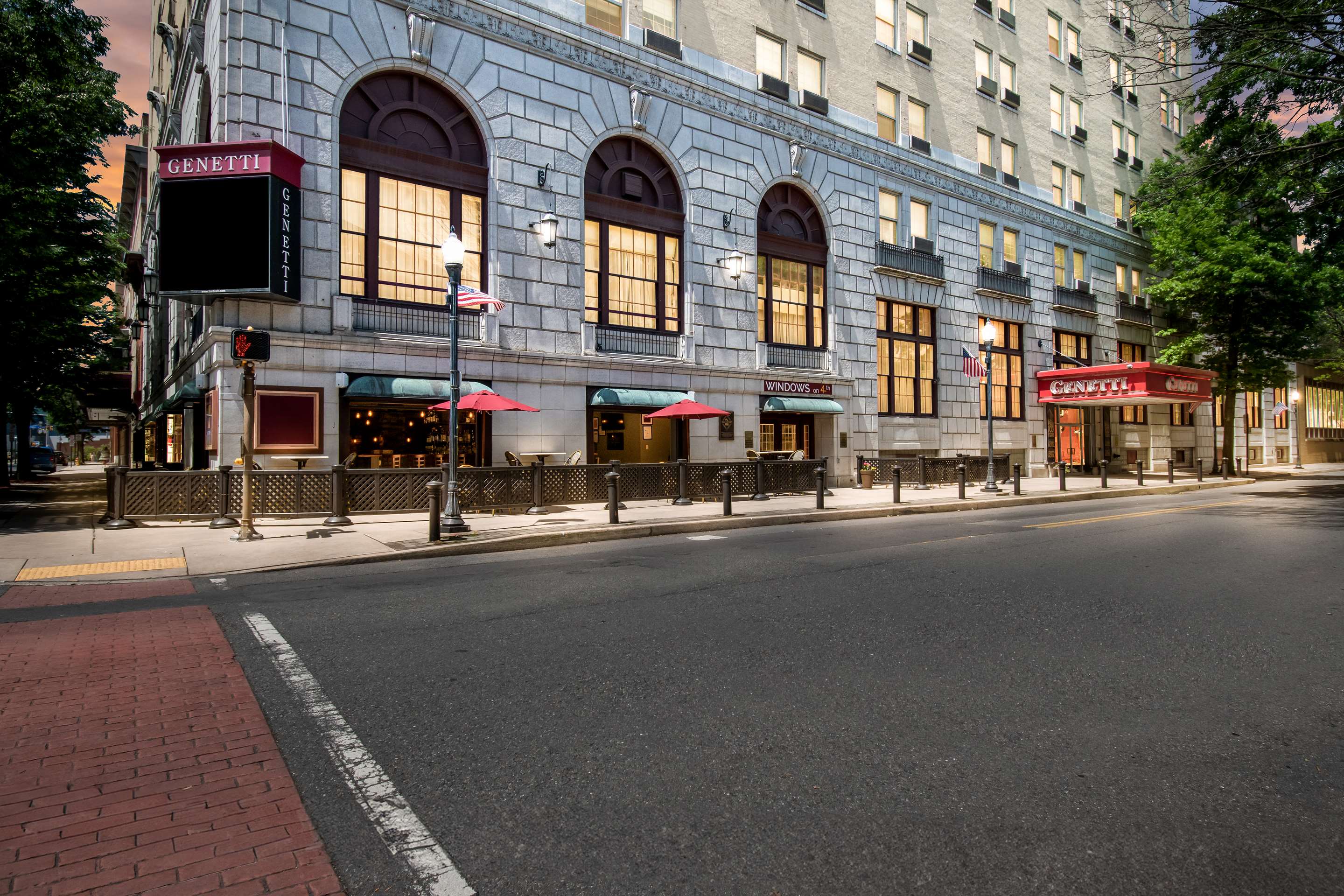 Genetti Hotel, SureStay Collection by Best Western - Tap to explore photos