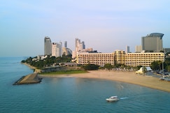 Dusit Thani Pattaya, Pattaya