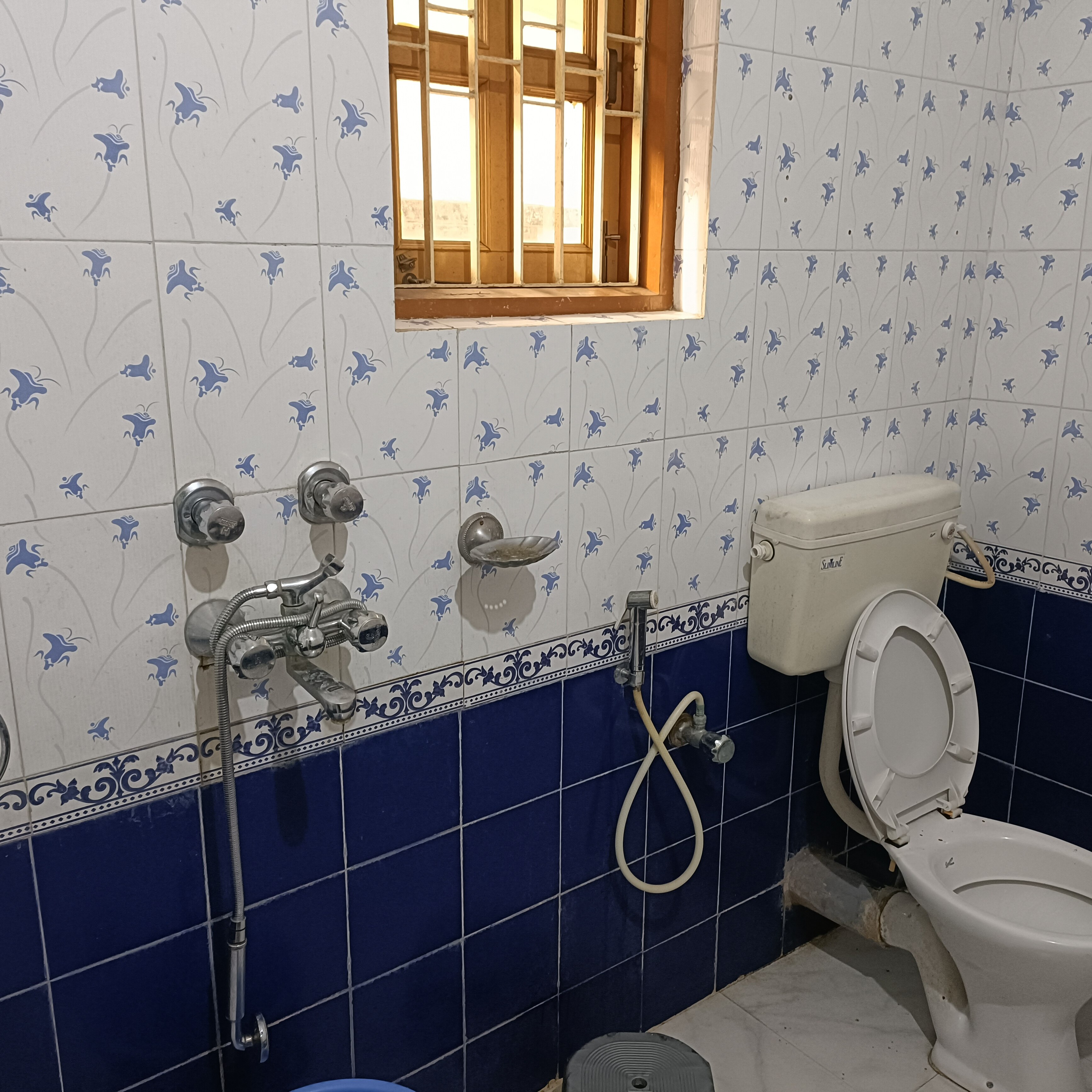 Prava Guest House - Tap to explore photos