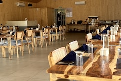 Praveg Beach Resort, Nagoa Beach, Diu