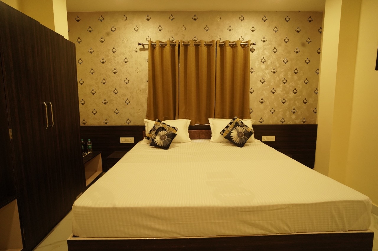 Anand Kanan Homestay - Tap to explore photos