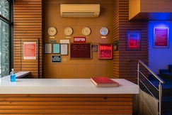 SAYA GUEST HOUSE, Delhi