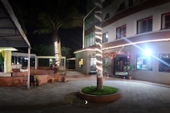 Hotel Lotus Inn Executive, Pune