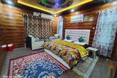 Sheikh Royal Hayat, Pahalgam