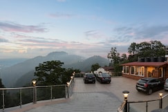 Hotel Wild Wood | Free Mall Shuttle + Parking | 400m to Mall Road, Mussoorie