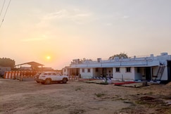Madhaav Homestay Room only, Rann of Kutch