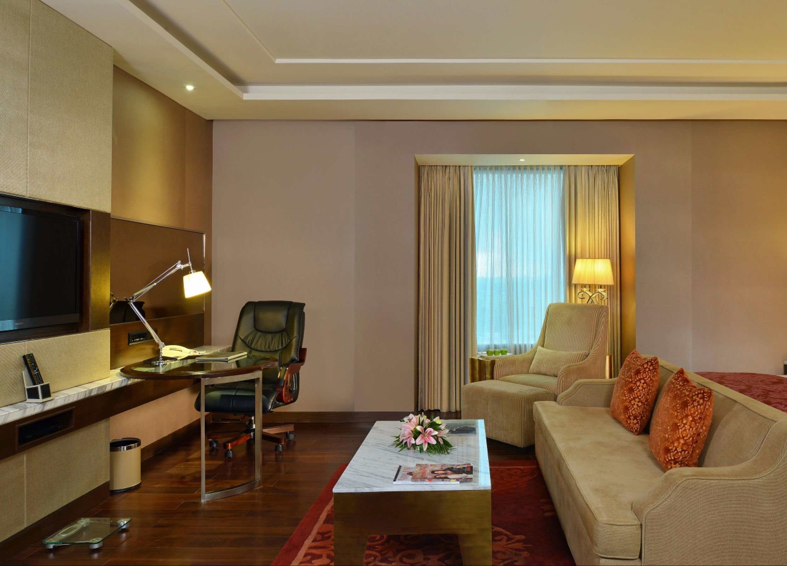 Radisson Blu Jaipur Jaipur Hotel Price, Address & Reviews