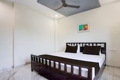 Hotel O Ambika, Halol